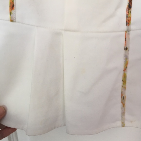 Club Monaco peplum white blouse with floral detail - Picture 4 of 5